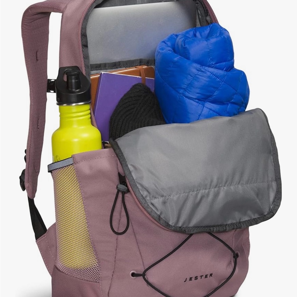 North face Jester laptop day backpack - Picture 5 of 12